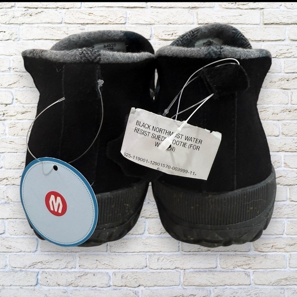 NWT Minnetonka Black Suede Boots size 7 - Picture 3 of 6